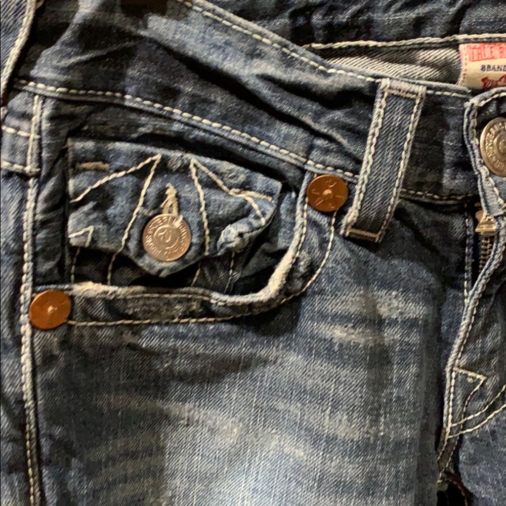 True Religion Men’s “Ricky” Bootcut Jeans. - Picture 5 of 6